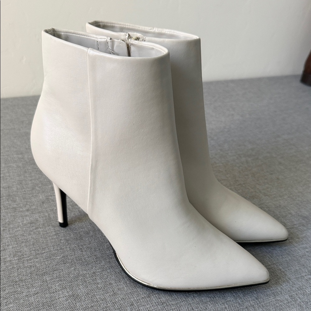Marc Fisher Elegant White Ankle Boots